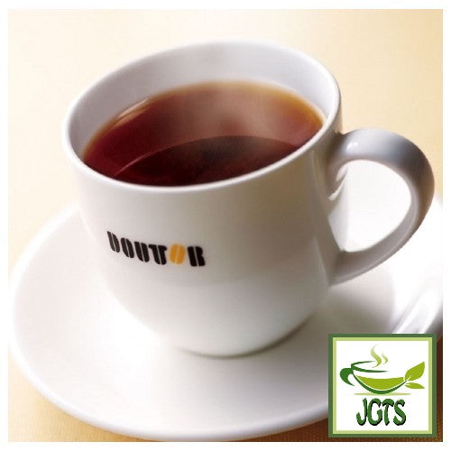 Doutor Direct Fire Roasted (Umai) Ground Coffee - Fresh brewed in cup